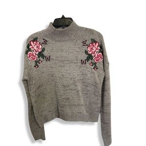 NEW Women's Cloud Chaser Floral Roses Embroidered Turtleneck Cozy Sweater Size S